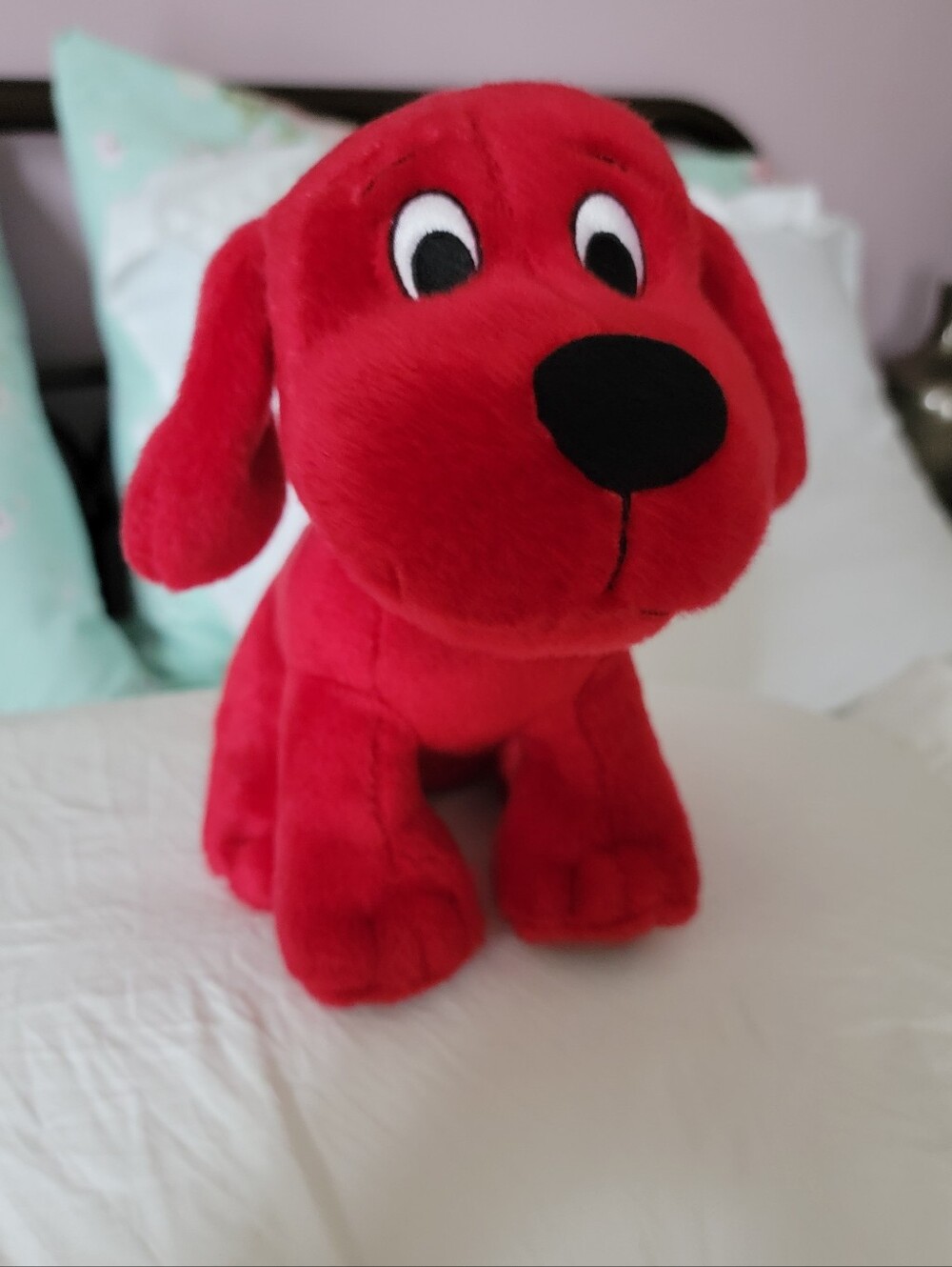 Clifford The Big Red Dog Plush Toy - Picture 1 of 9